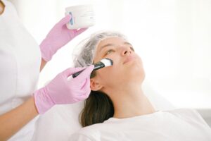 Clinical Cosmetology for Doctors